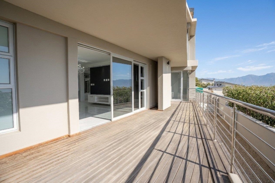 5 Bedroom Property for Sale in Fairhaven Country Estate Western Cape